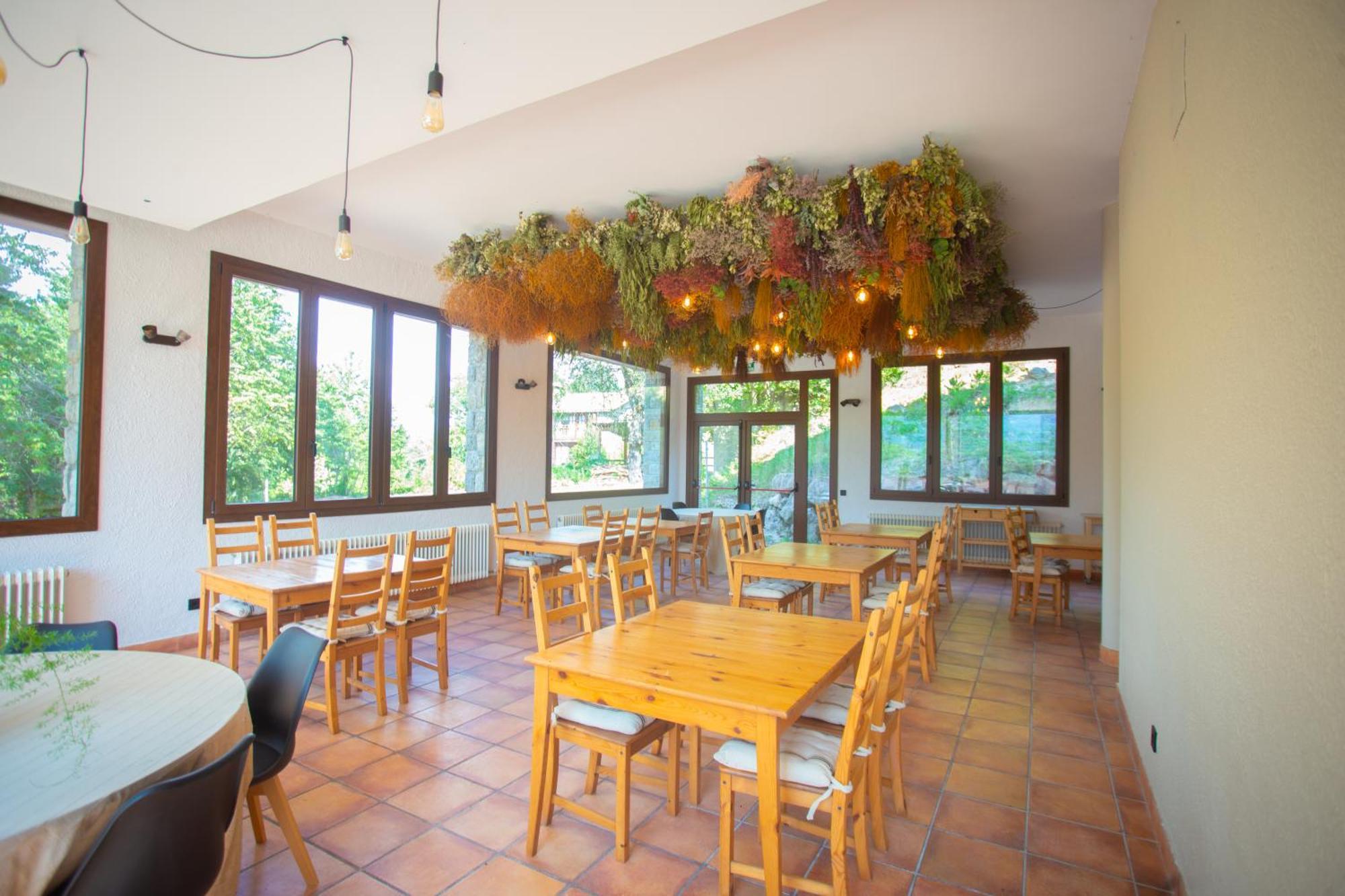 L'Indret Del Pedraforca Adults Only Hotel Saldes Exterior photo