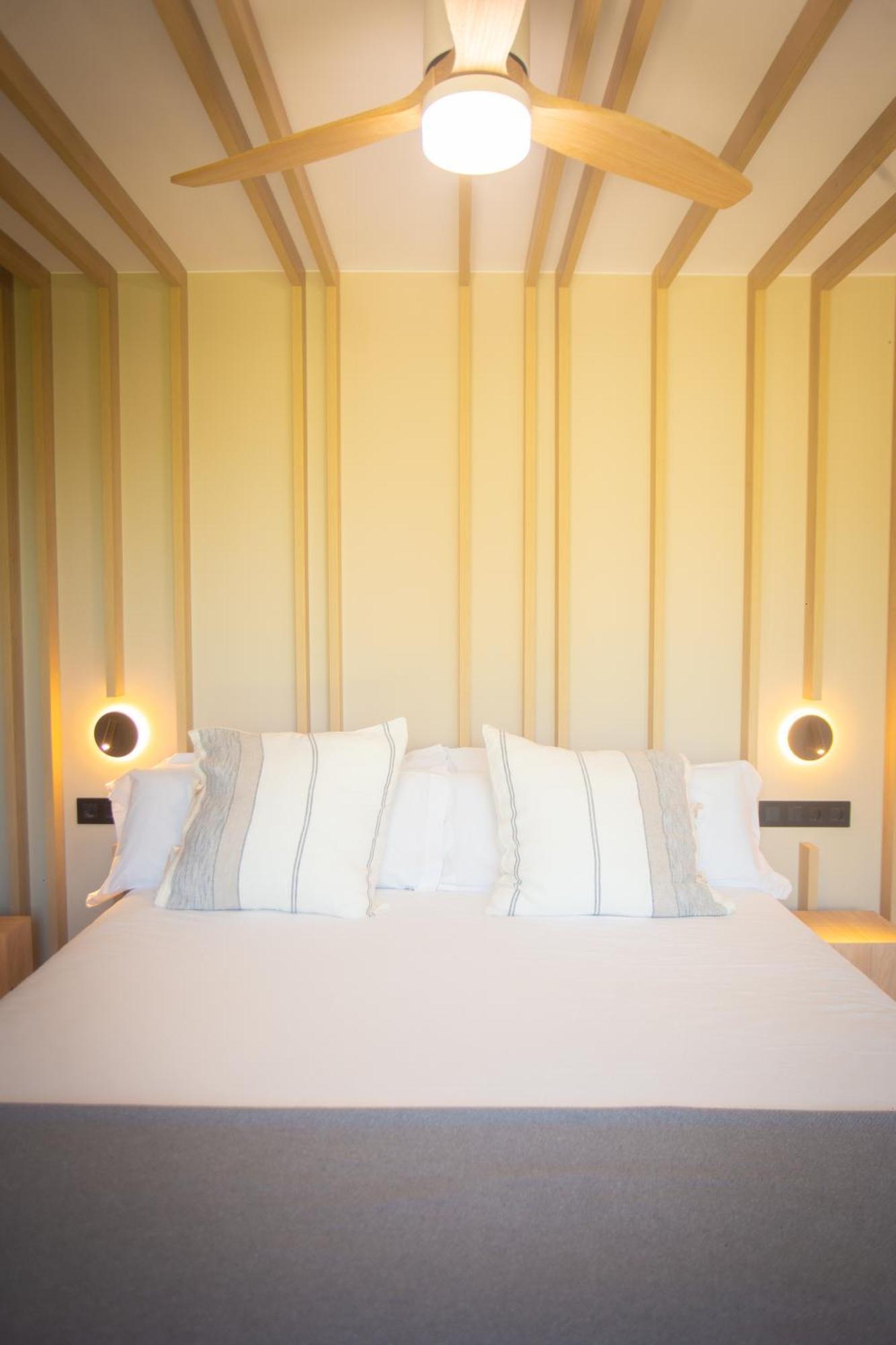 L'Indret Del Pedraforca Adults Only Hotel Saldes Exterior photo